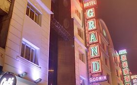 Hotel Grand Godwin - Near New Delhi Railway Station - Paharganj